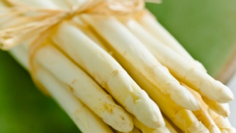 Asperges blanches au vinaigre d'érable