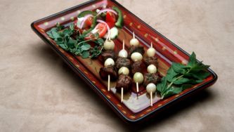 Bouchées d'agneau au romarin et à la fleur d'ail