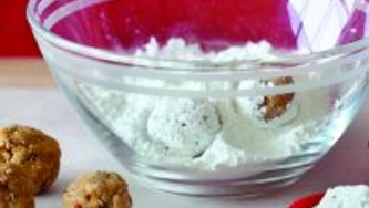 Boules aux amandes