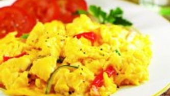 Oeufs brouillés à la courgette