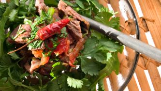 Salade de boeuf teriyaki