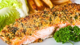 Saumon en croûte d'herbes