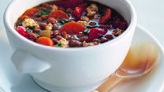 Soupe au jambon et aux haricots noirs