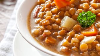 Soupe aux lentilles et aux légumes