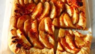 Tarte aux pommes au cheddar vieilli