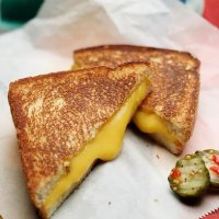 Sandwich au fromage grillé