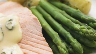 Poisson poché à la crème