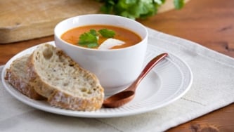 Soupe aux poivrons rôtis