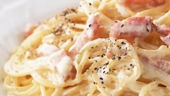 Sauce au fromage à la crème et au jambon