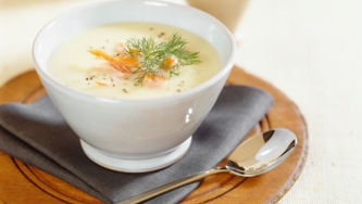 Soupe de cresson et de saumon frais