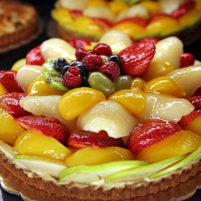 Tarte colorée aux fruits frais