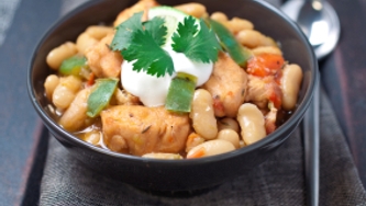 Salade de flageolets et de poulet aux herbes