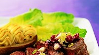 Filet mignon de boeuf grillé simplement à l'infusion de vin de pays