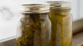 Relish de concombres à l'oignon