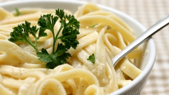 Fettuccine Alfredo