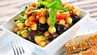 Salade de pois chiches et de tomates