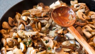 Sauté de champignons à l'orientale