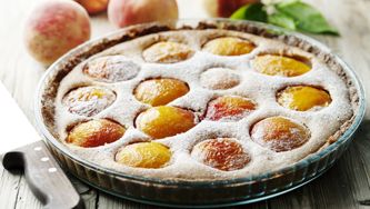 Tarte aux pêches et à la crème fraîche