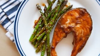 Saumon rôti et asperges