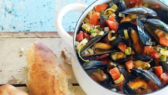 Moules aux tomates fraîches