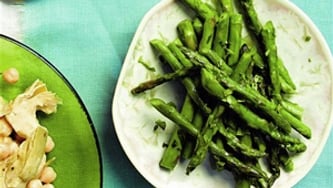 Asperges et sauce dijonnaise