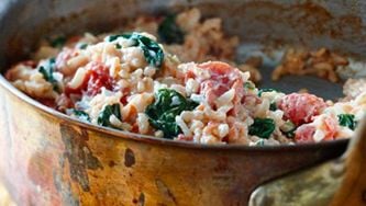 Risotto crémeux aux légumes grillés et au basilic