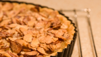 Tarte au caramel et aux amandes