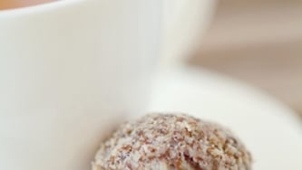 Bonbons sans cuisson, aux fruits secs et au rhum