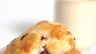 Scones aux canneberges