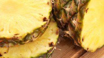 Salade de concombre, ananas et radis