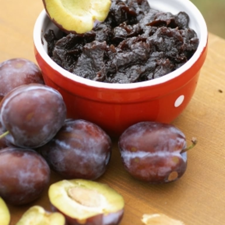 Confitures de prunes à la menthe