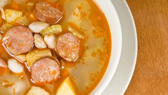 Soupe aux légumes et au chorizo