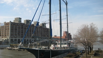 La fée reste au quai