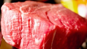 Préparer la viande pour le barbecue