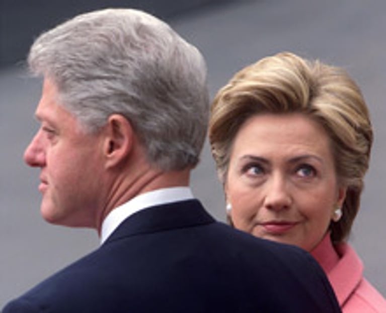 DSK, Weiner & Cie... Pourquoi leurs femmes restent