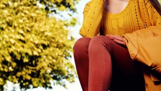 Intégrer le jaune à sa garde-robe