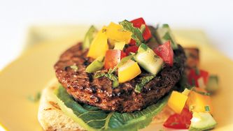 Burgers à la garniture gaspacho