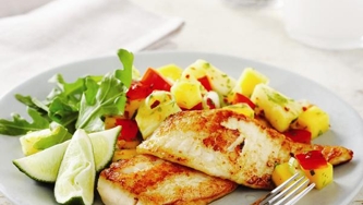 Poisson au gingembre, salsa aux fruits tropicaux