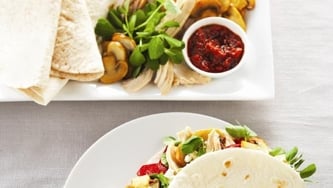 Tortillas au poulet et aux champignons