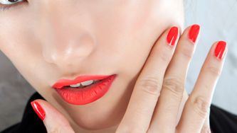Toutes folles de vernis!