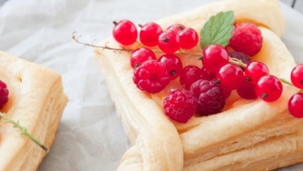 Barquettes feuilletées aux petits fruits