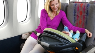 En avion avec bébé