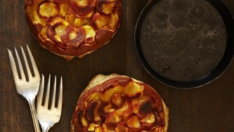 Tartelettes renversées au panais et au chèvre