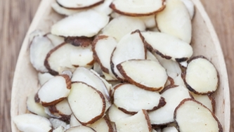 Grappes d'amandes caramélisées et légèrement épicées