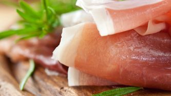 Roulade de dinde farcie au prosciutto