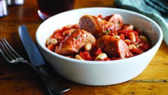 Ragoût de saucisses et de légumineuses
