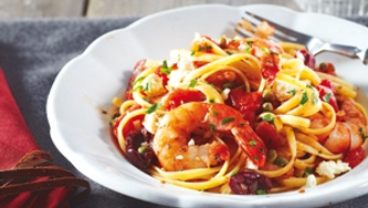 Linguines aux crevettes et au feta