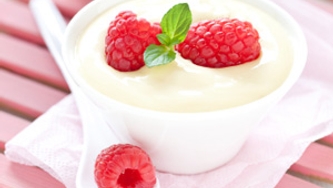 Mousse estivale au citron et petits fruits
