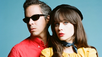 Zooey Deschanel en ville