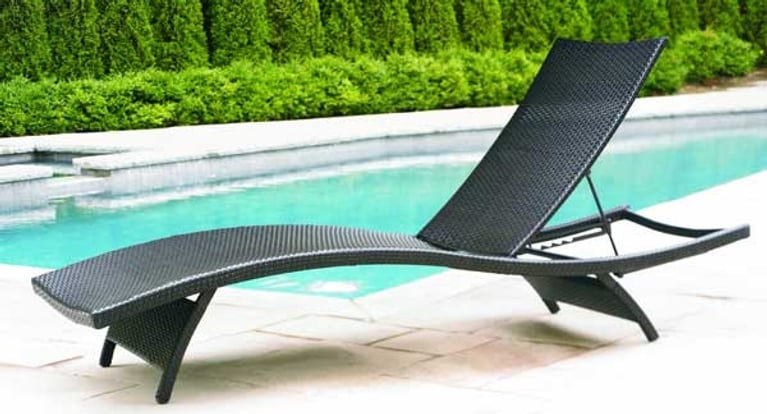 Shopping chaises longues
